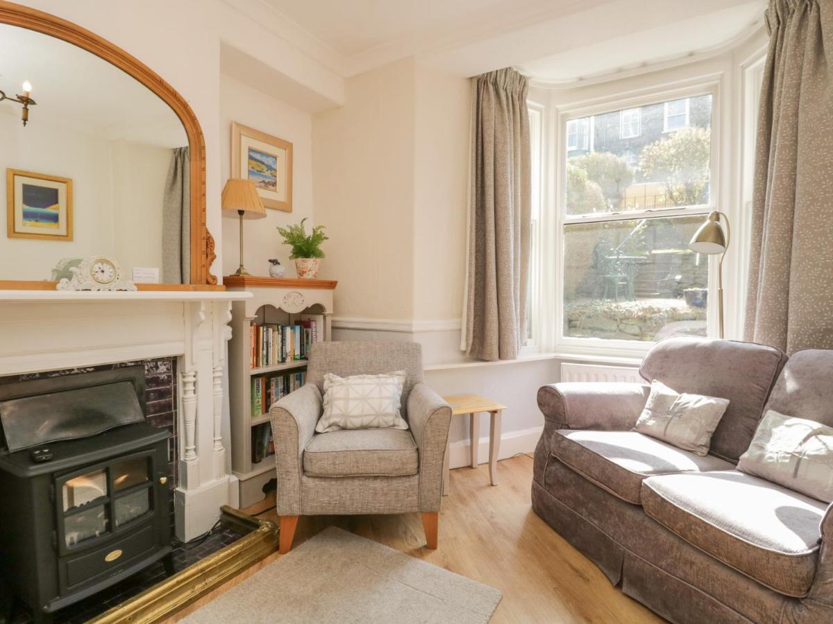 Honeysuckle Cottage, Craig Walk Bowness-on-Windermere Eksteriør billede