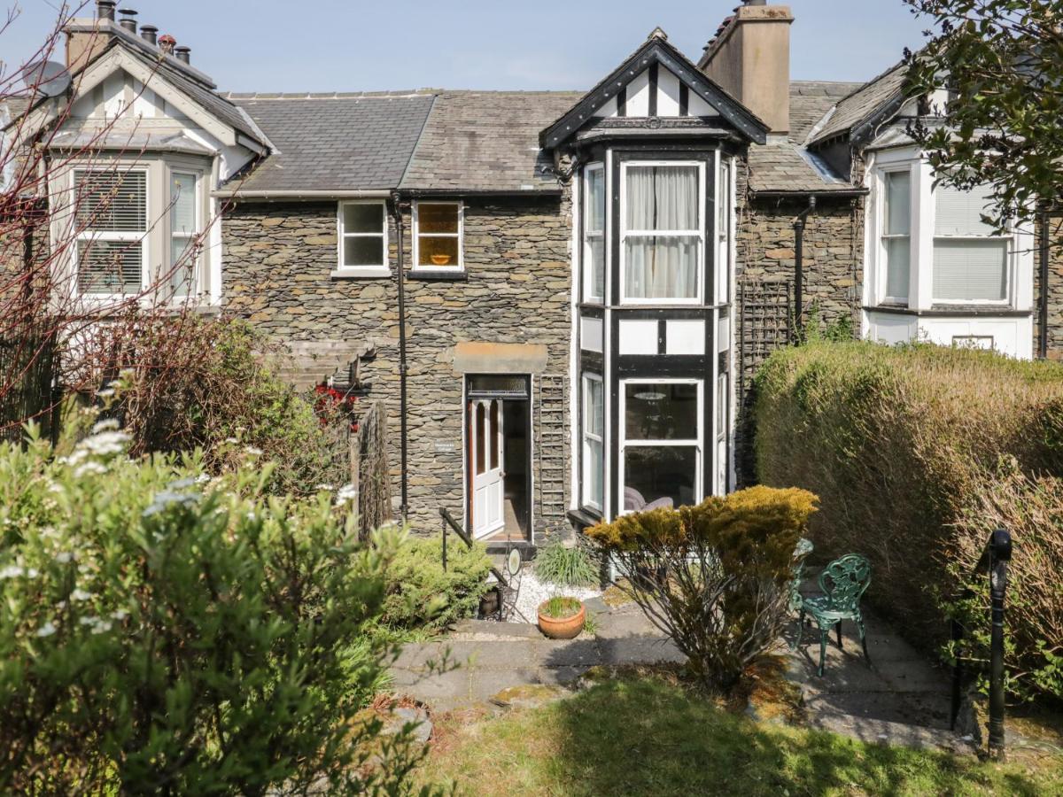 Honeysuckle Cottage, Craig Walk Bowness-on-Windermere Eksteriør billede