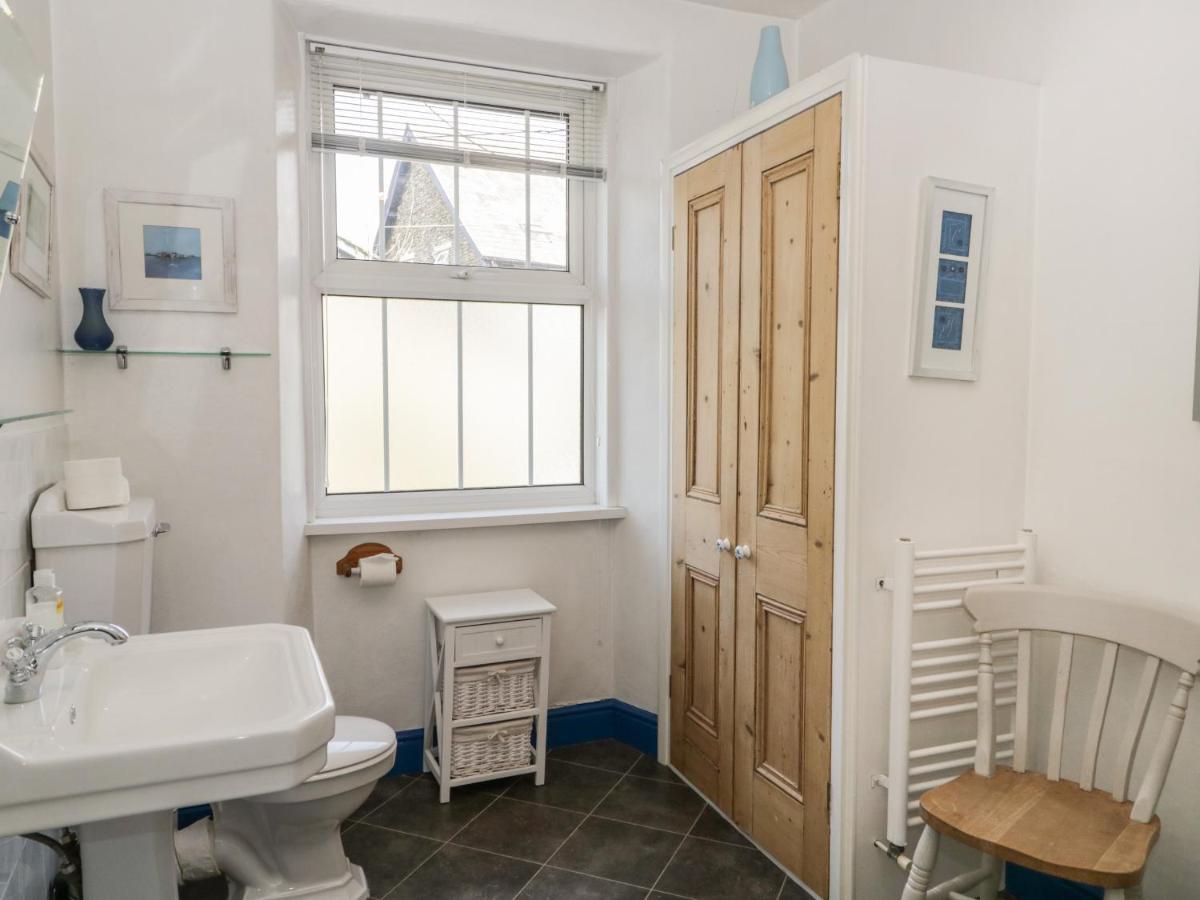 Honeysuckle Cottage, Craig Walk Bowness-on-Windermere Eksteriør billede